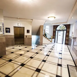  Apartment Empire