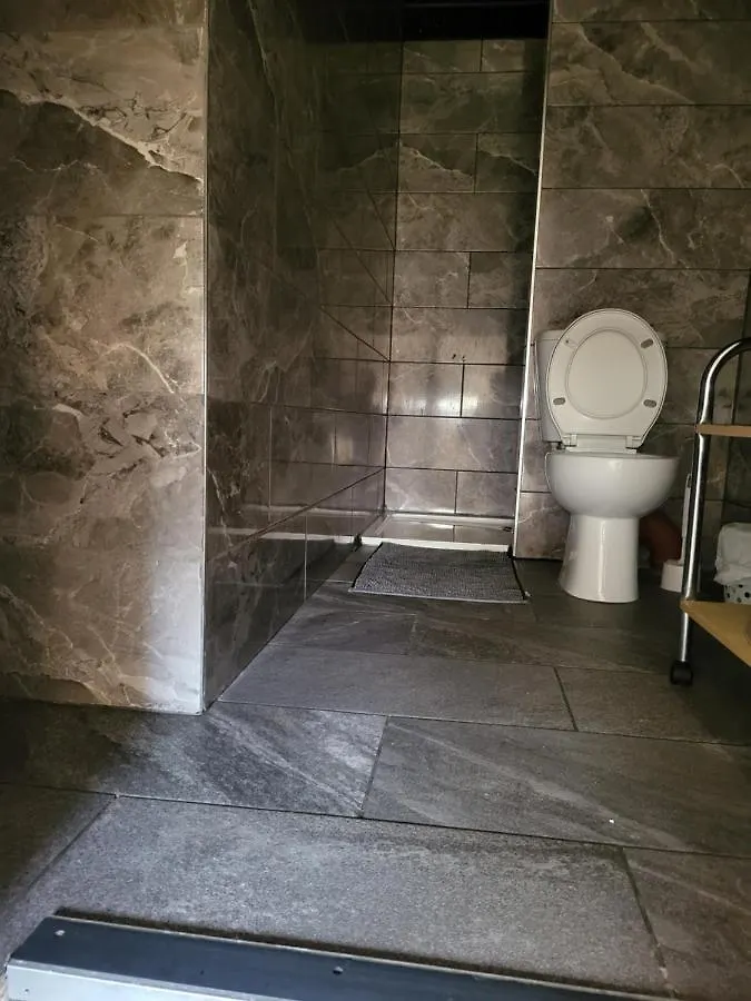 Cozzy 2 Roooms With 2 Beds Hotel Bradford  Guest house Bradford (West Yorkshire)